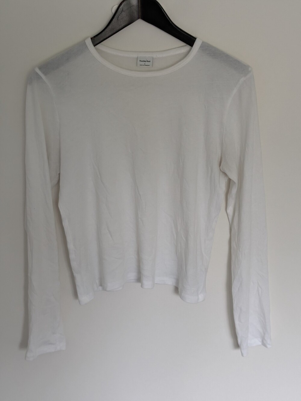Aritzia Sunday Best Centerstage Longsleeve Tee White - Size S